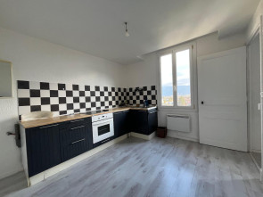 Appartement en location à Tullins / 1 pièce 26 m²